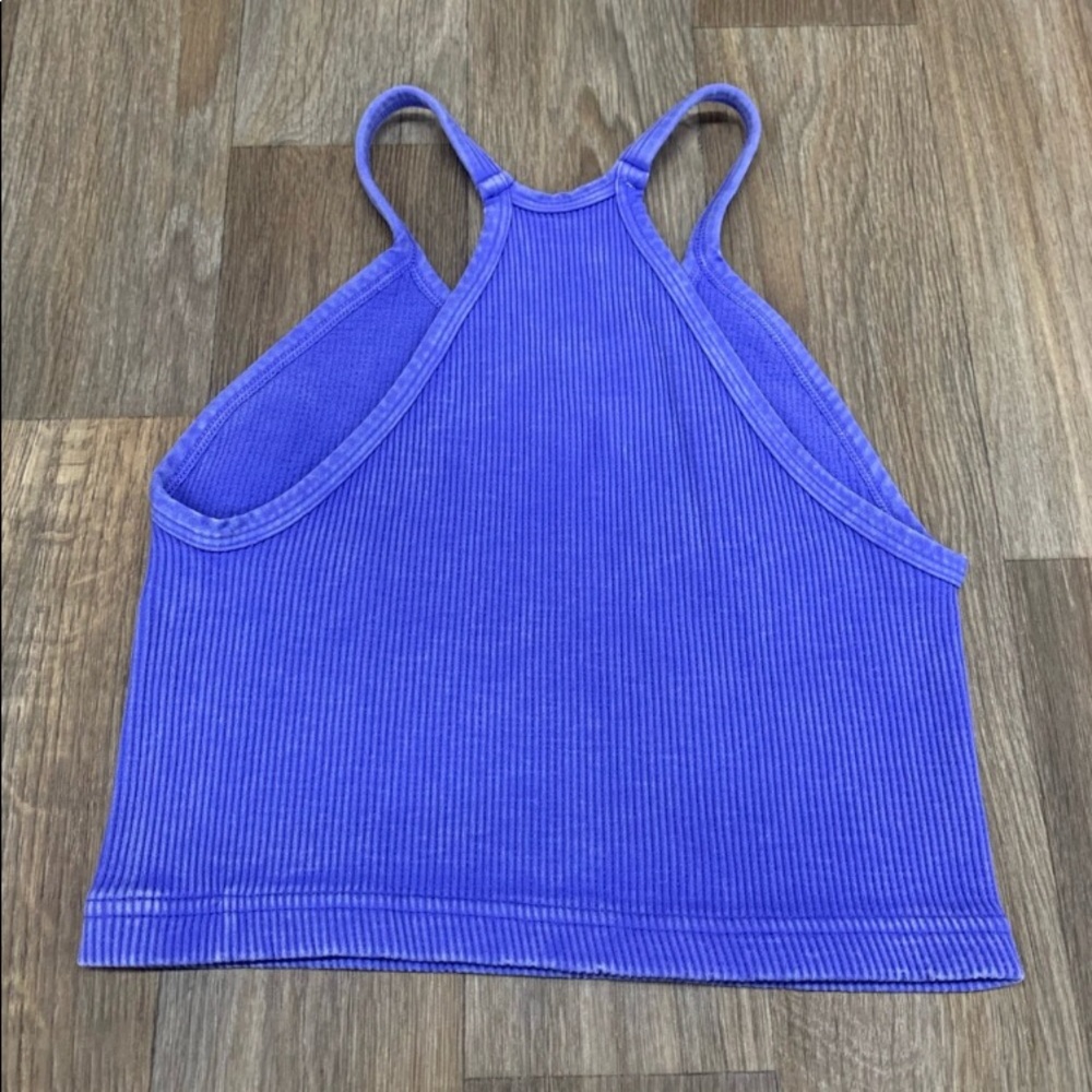 FREE PEOPLE HAPPINESS RUNS CROP - Picture 8 of 9